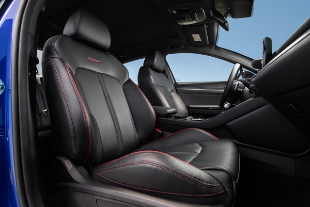 Kia Optima / Magentis photo 50
