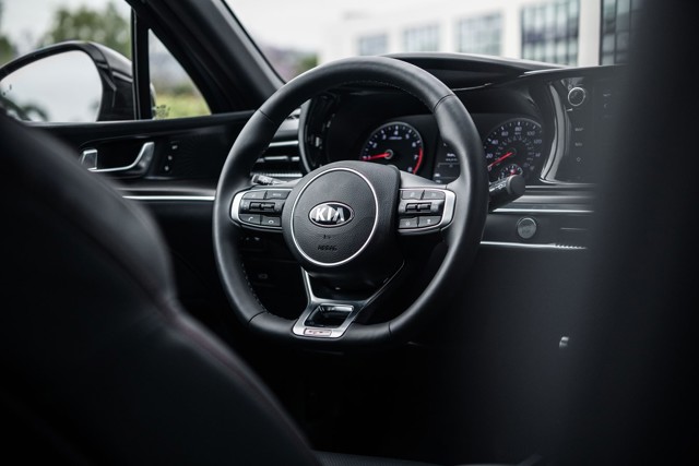 Kia Optima / Magentis photo 55