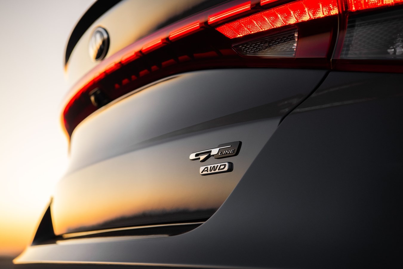 Kia Optima / Magentis photo 5