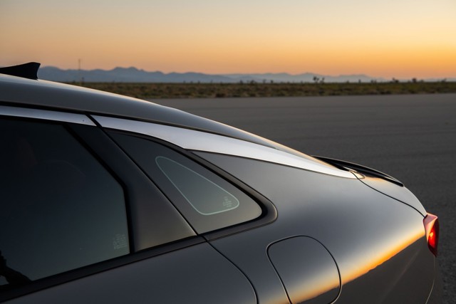Kia Optima / Magentis photo 7