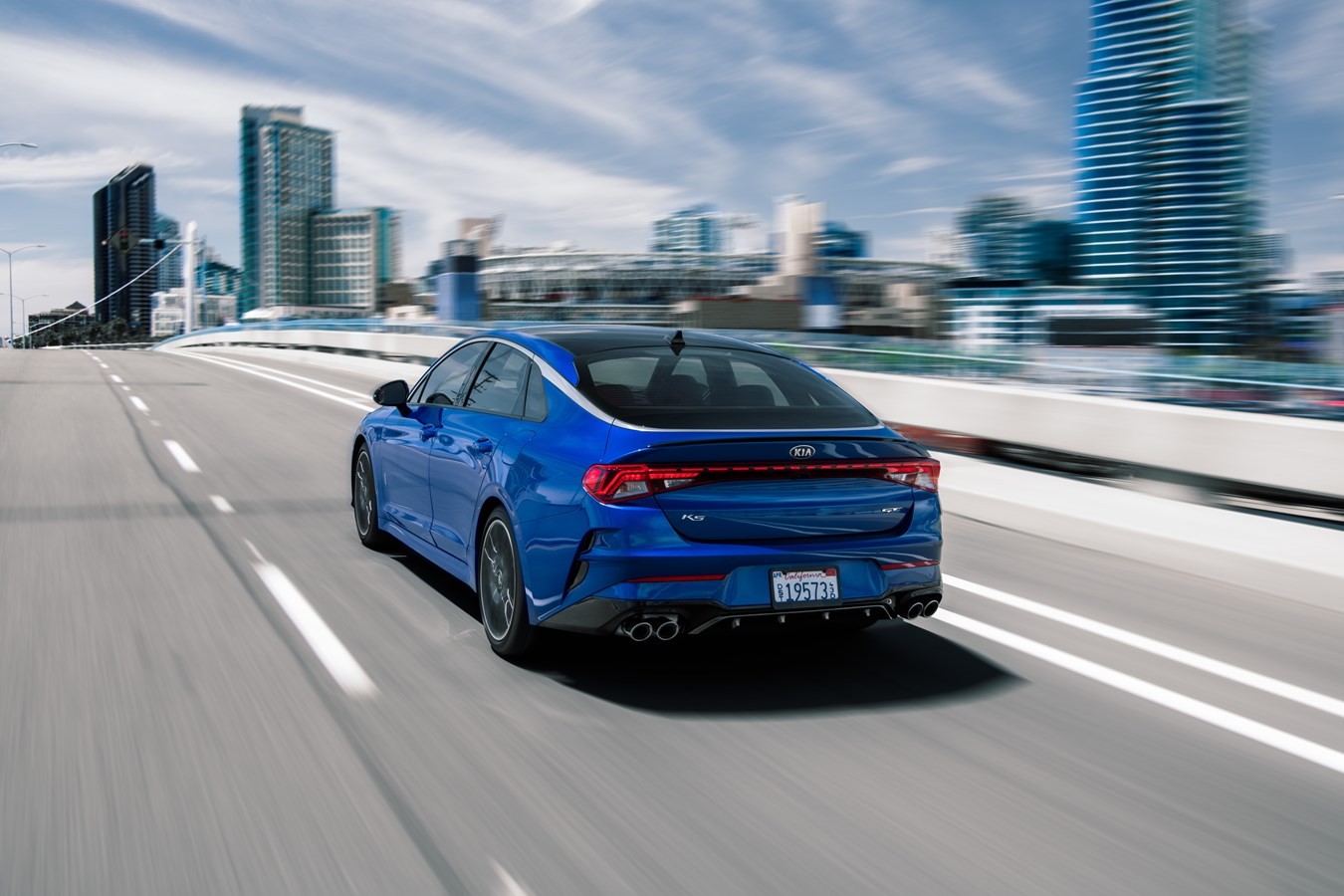 Kia Optima / Magentis photo 16