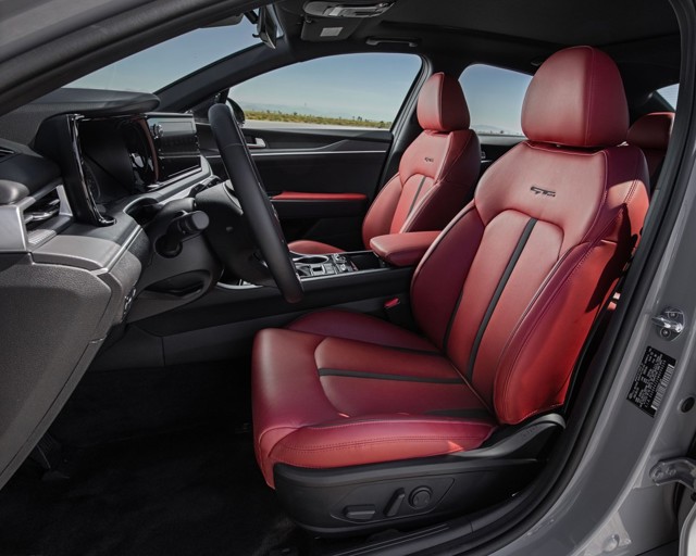 Kia Optima / Magentis photo 44