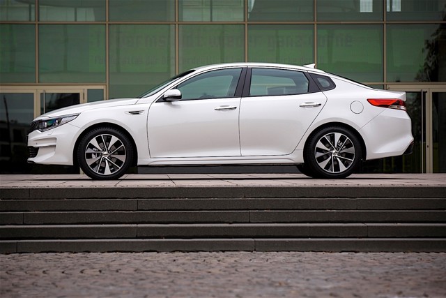 Kia Optima / Magentis photo 70