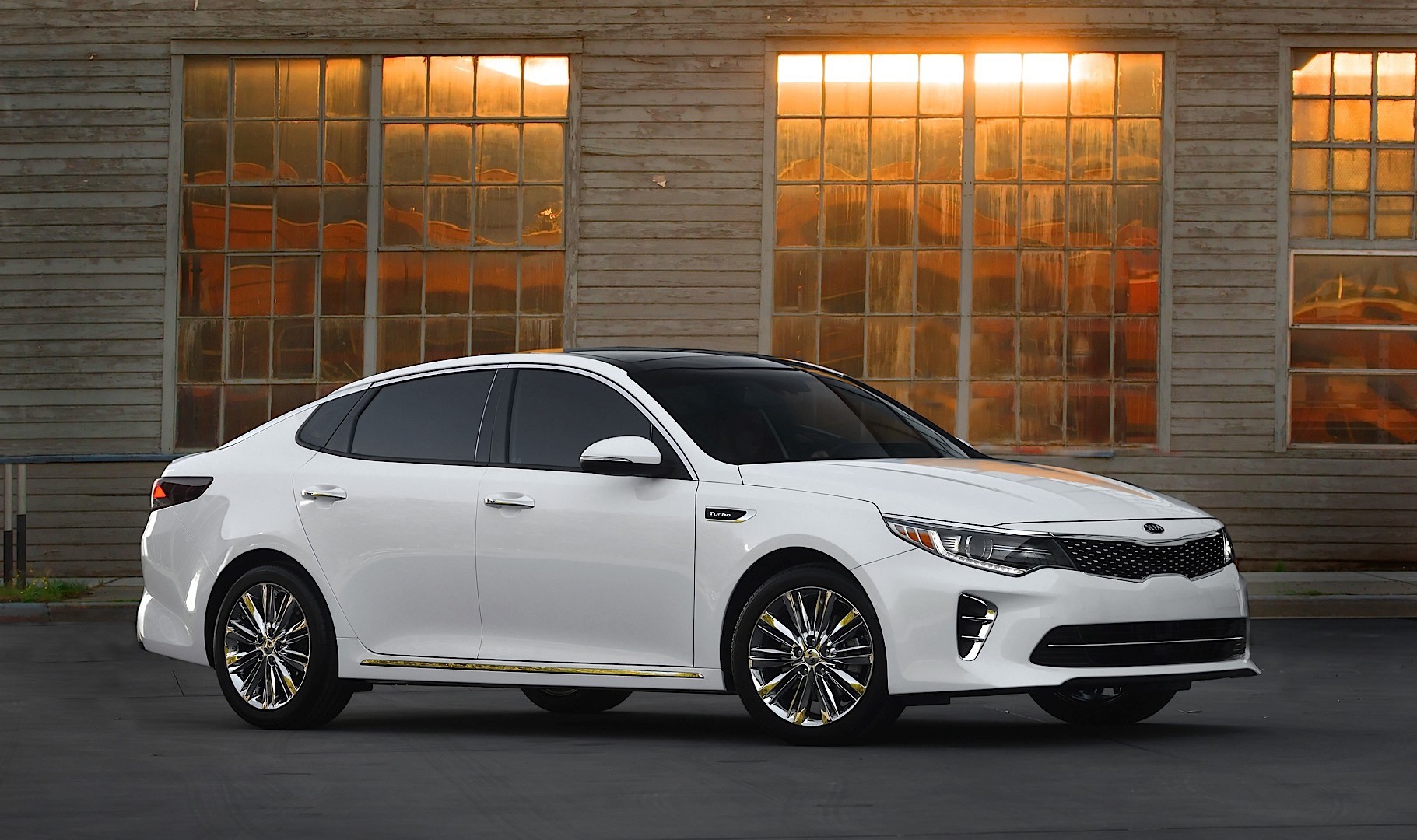 Kia Optima / Magentis photo 9