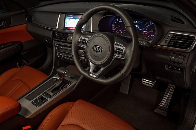 Kia Optima / Magentis photo 105