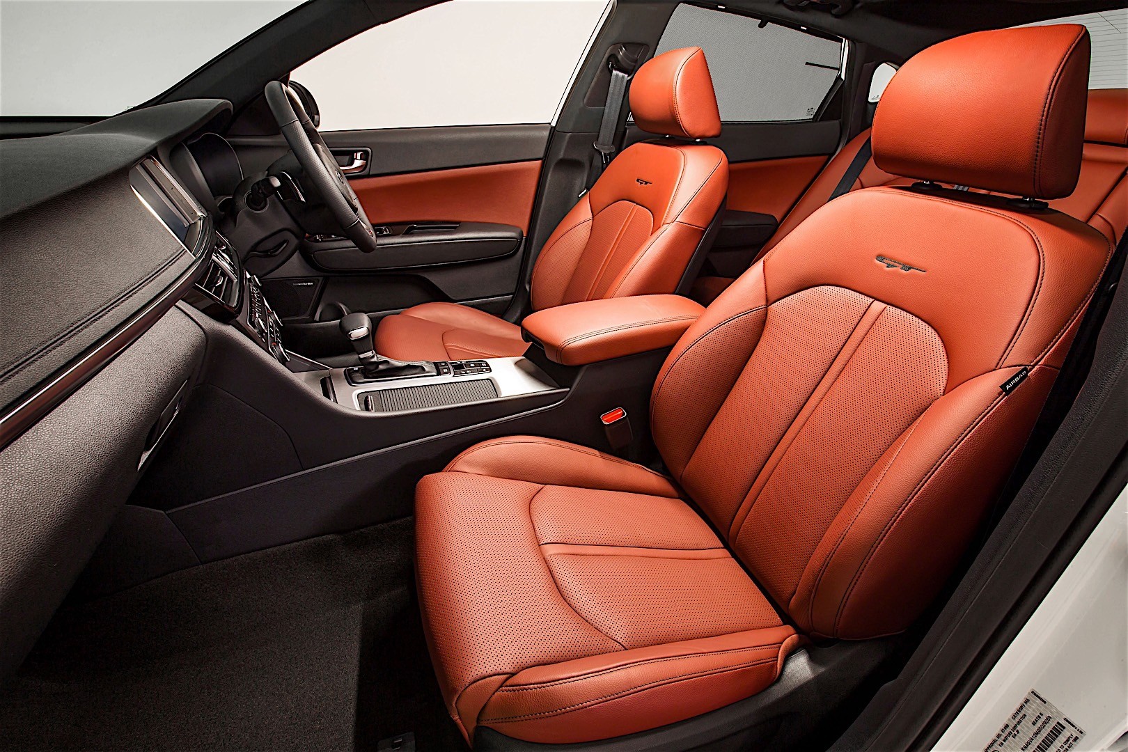 Kia Optima / Magentis photo 107