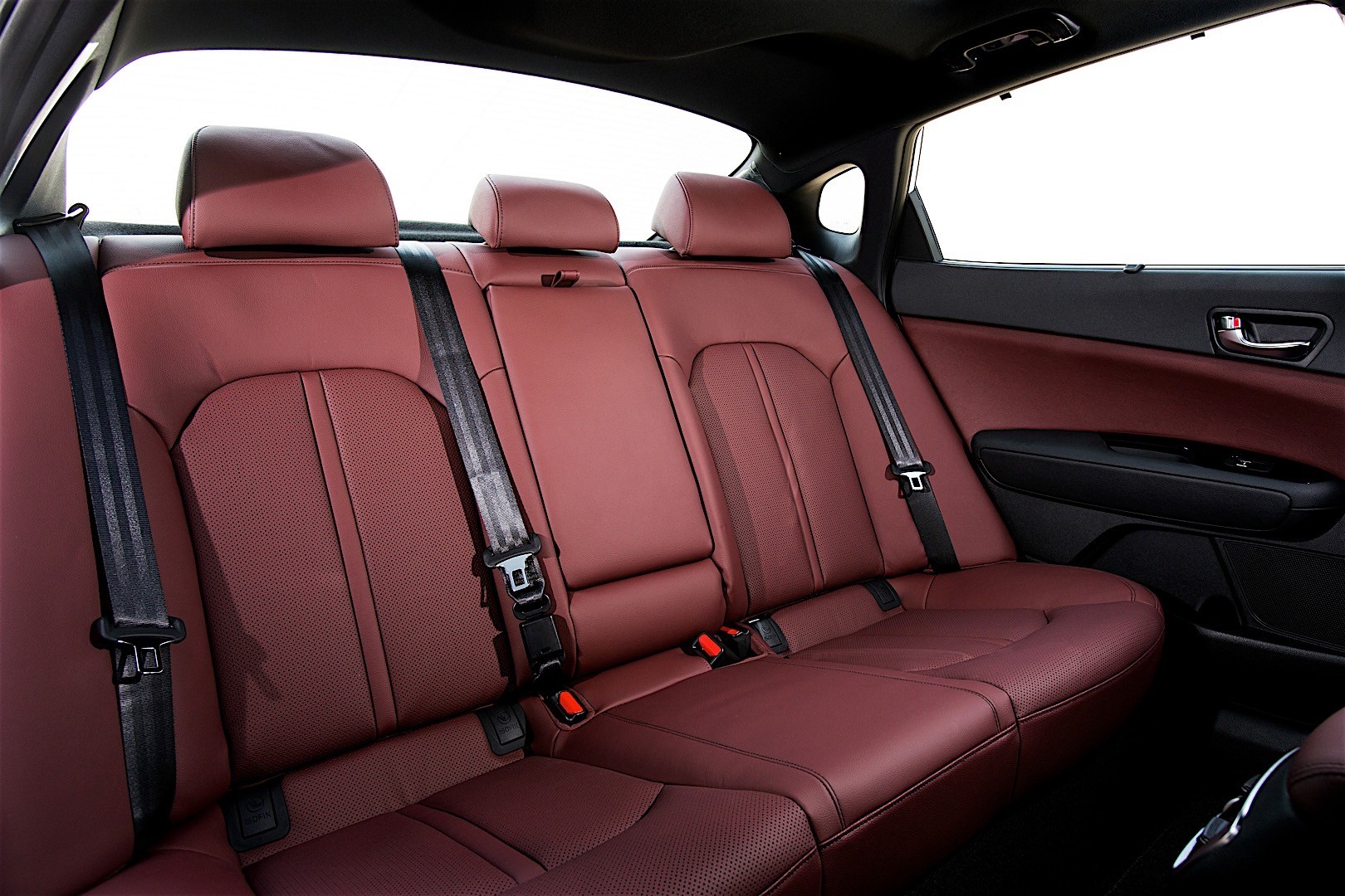 Kia Optima / Magentis photo 110