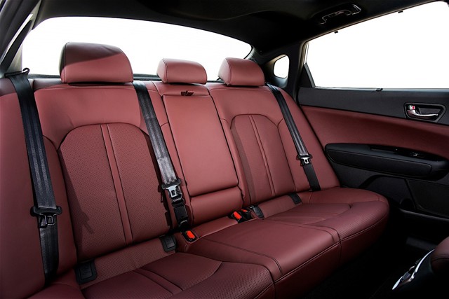 Kia Optima / Magentis photo 110