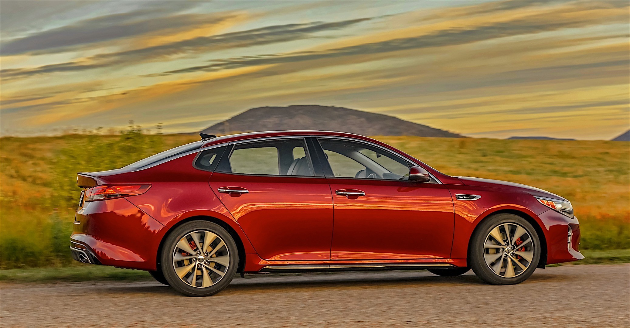 Kia Optima / Magentis photo 27