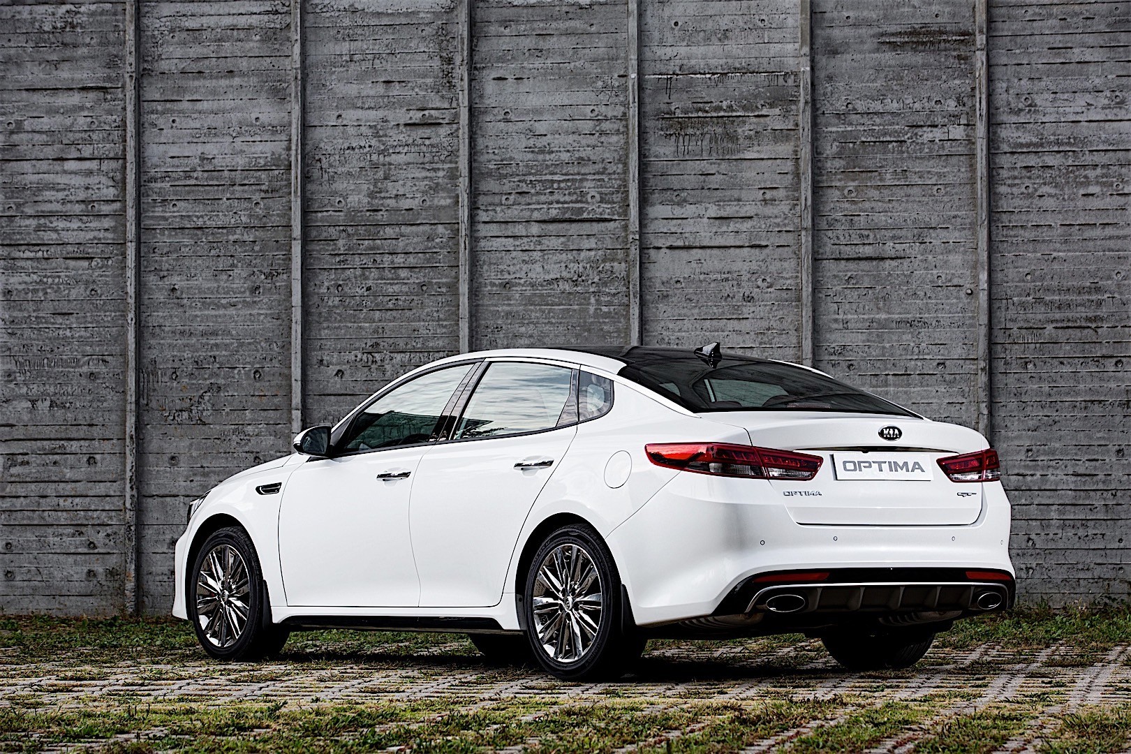 Kia Optima / Magentis photo 55