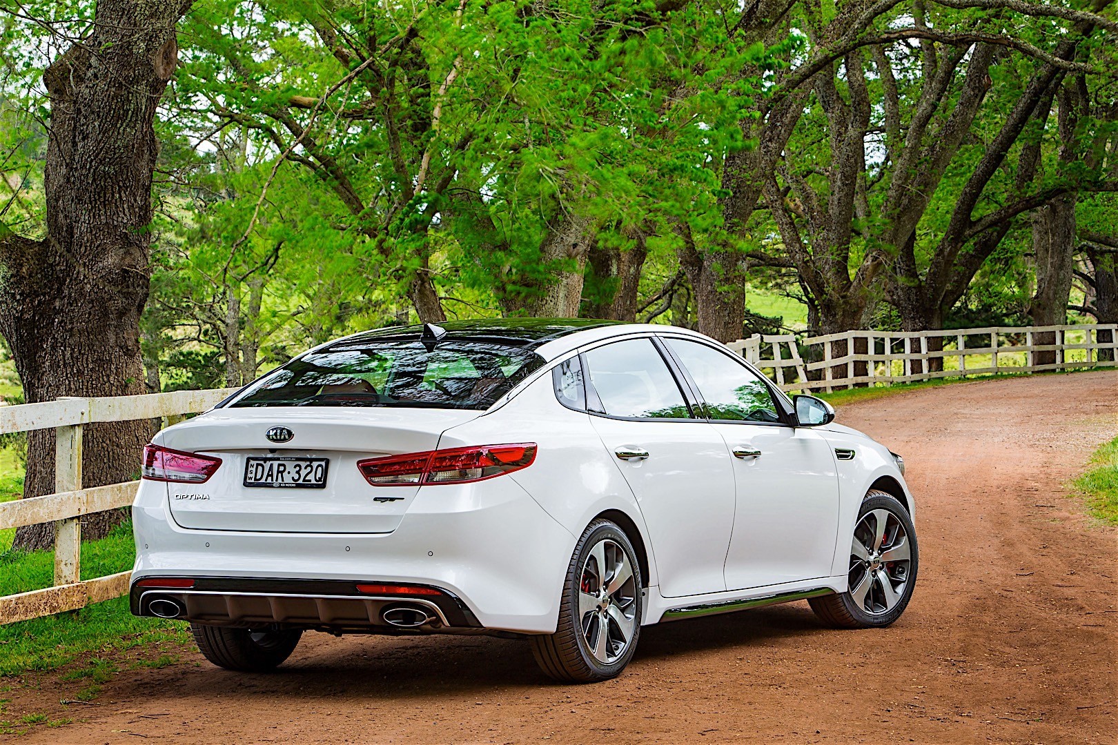 Kia Optima / Magentis photo 59