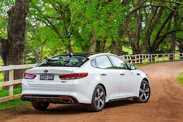 Kia Optima / Magentis photo 59