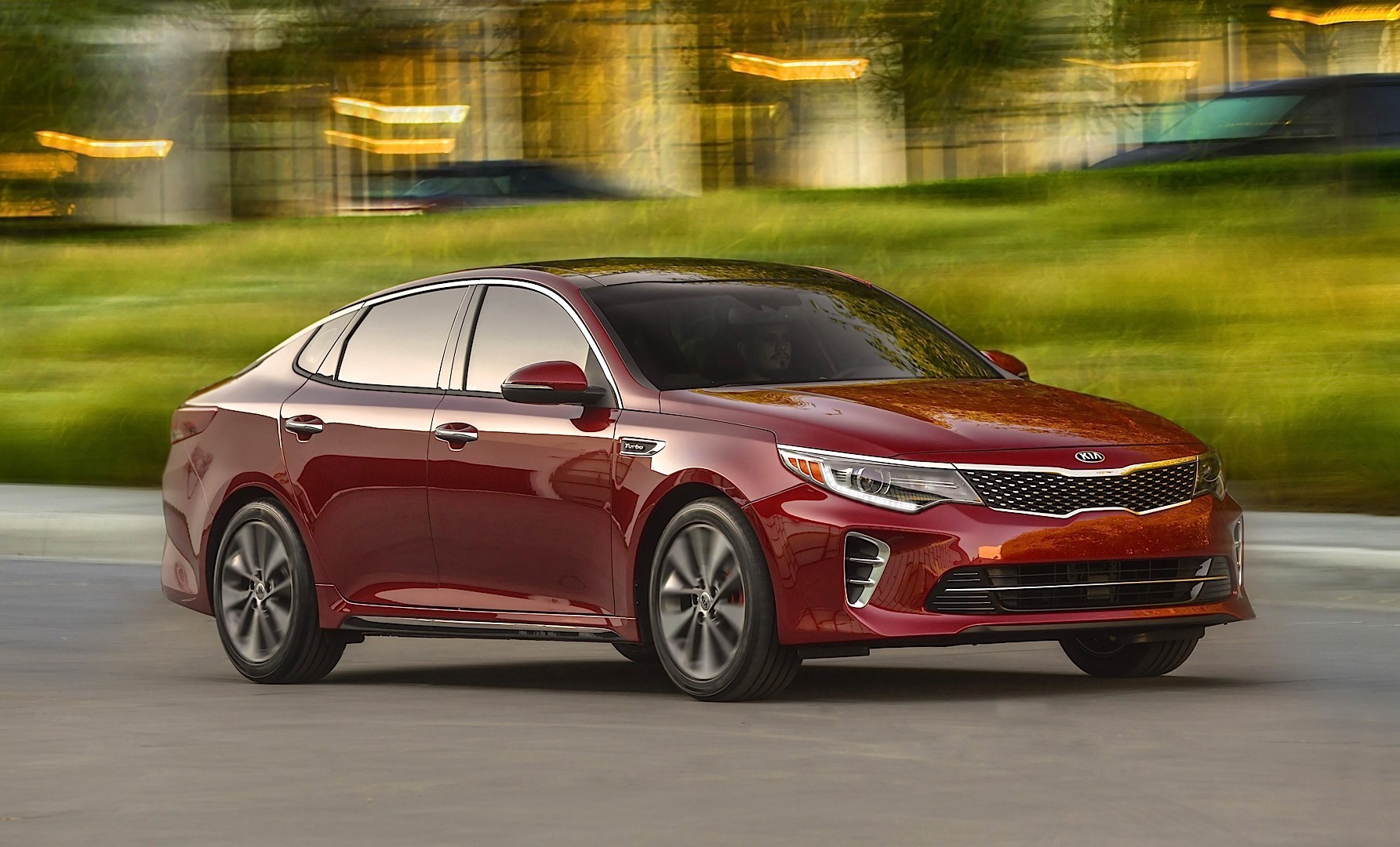 Kia Optima / Magentis photo 3