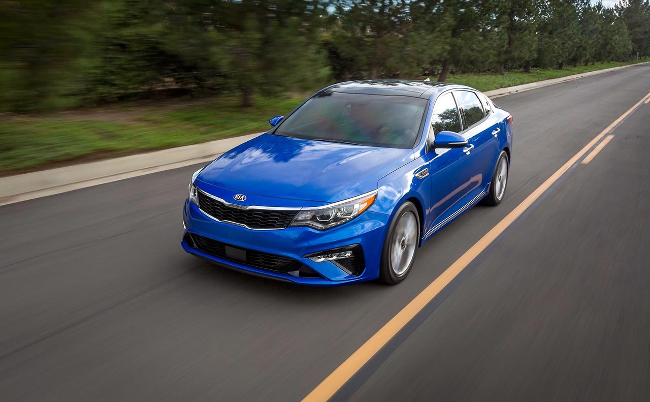 Kia Optima / Magentis photo 9