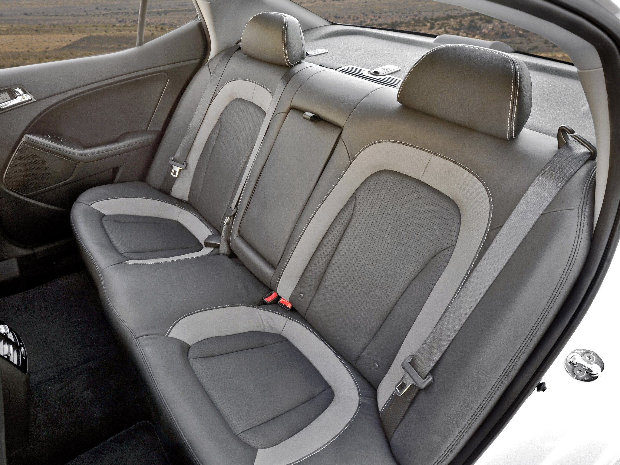 Kia Optima / Magentis photo 89