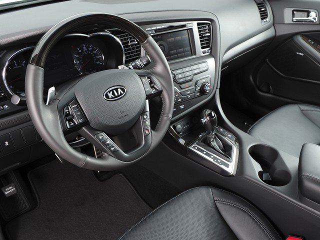 Kia Optima / Magentis photo 90