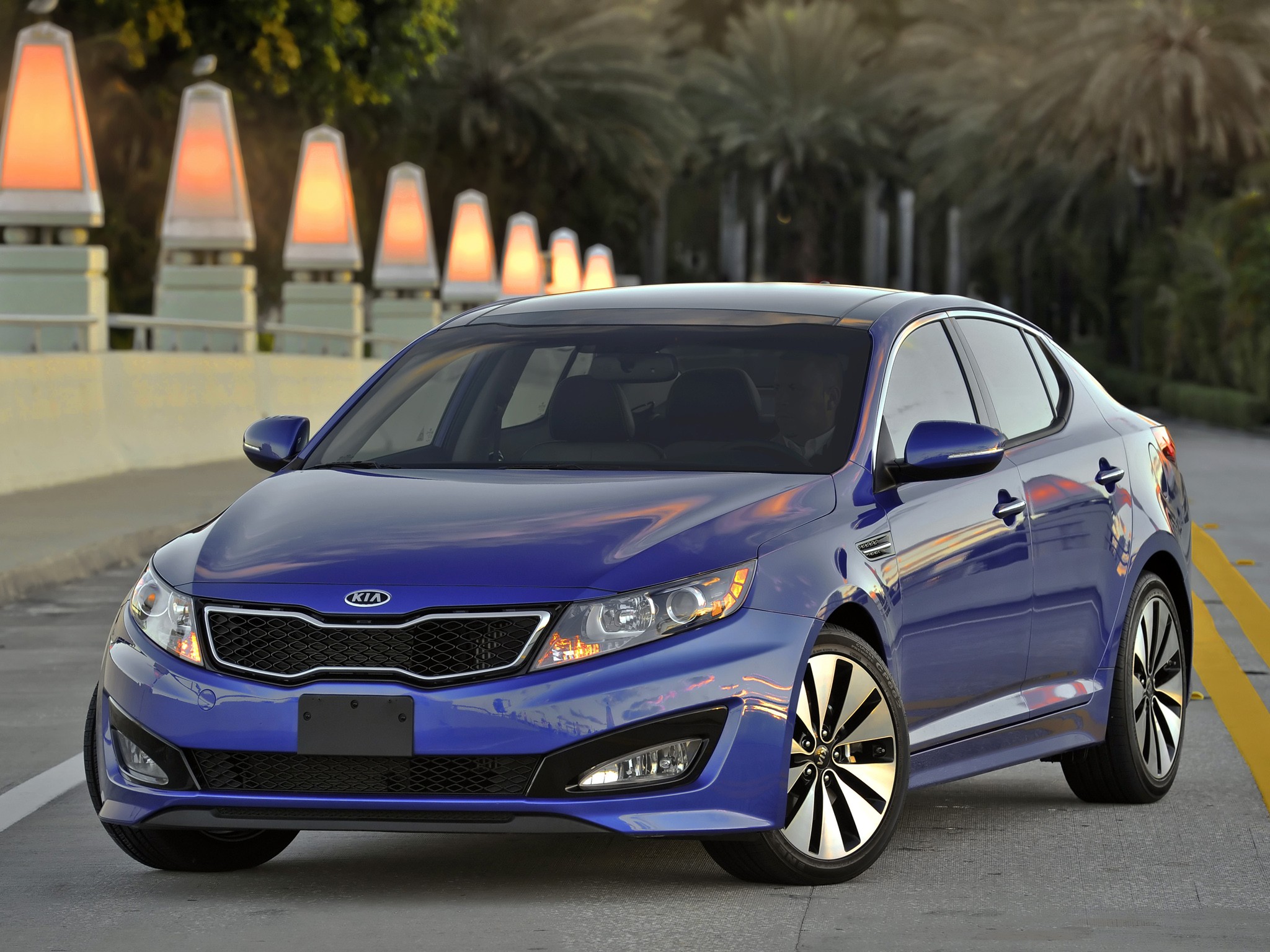 Kia Optima / Magentis photo 22