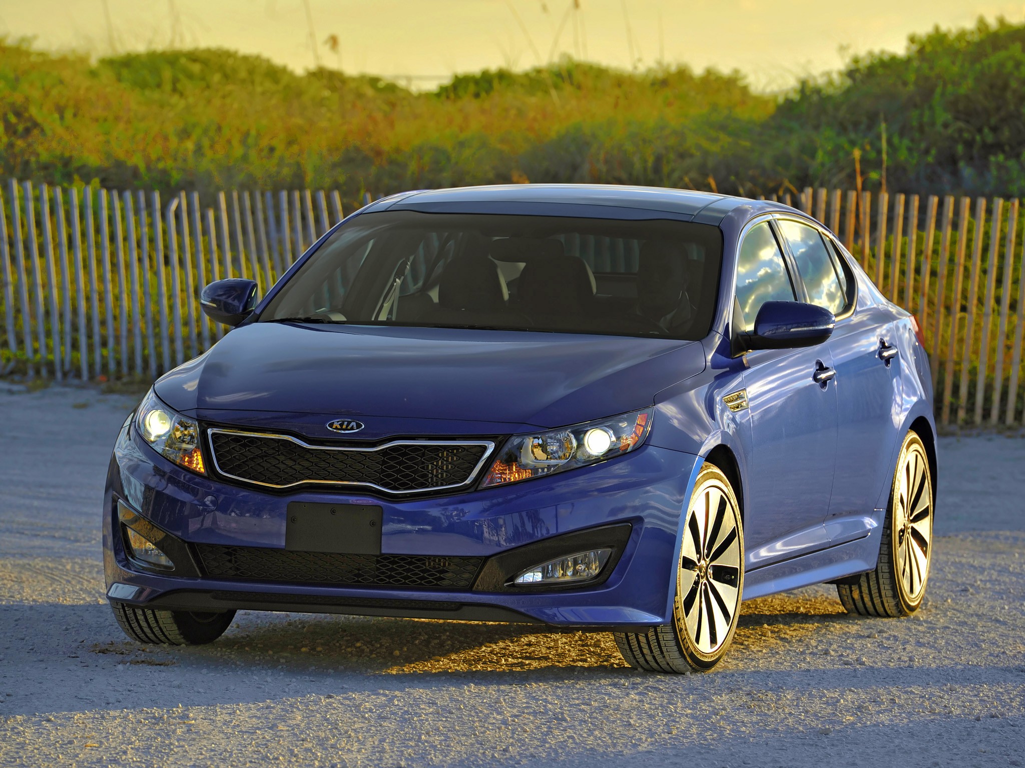 Kia Optima / Magentis photo 28