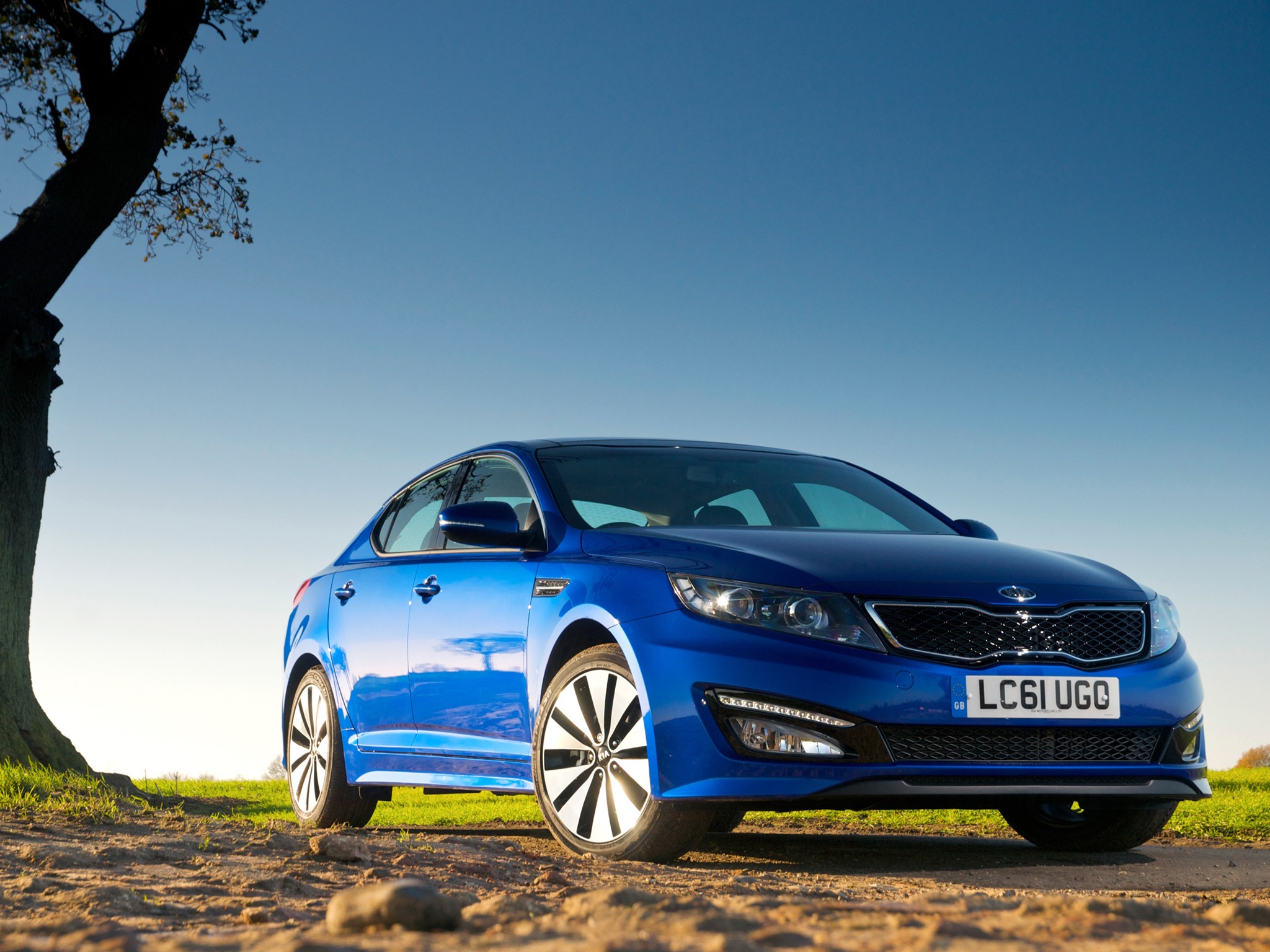 Kia Optima / Magentis photo 31