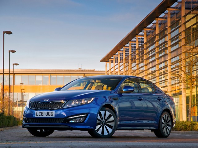 Kia Optima / Magentis photo 33