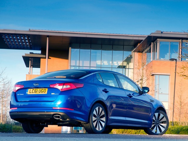 Kia Optima / Magentis photo 34