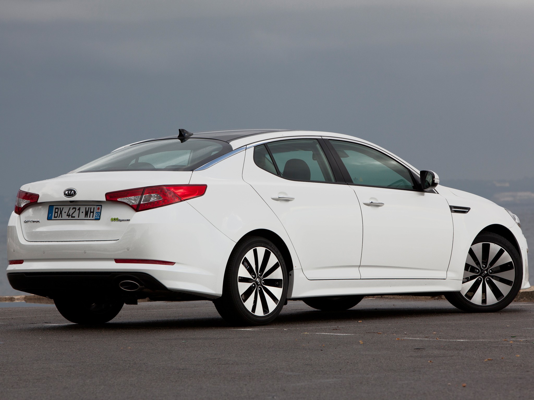 Kia Optima / Magentis photo 45