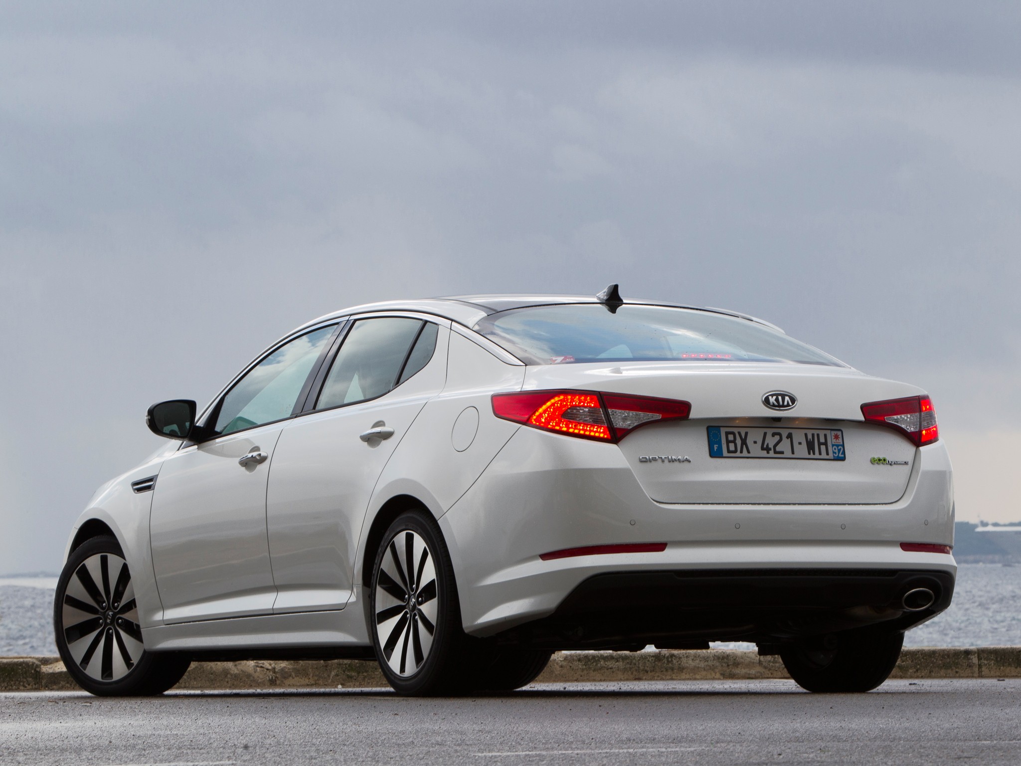 Kia Optima / Magentis photo 47