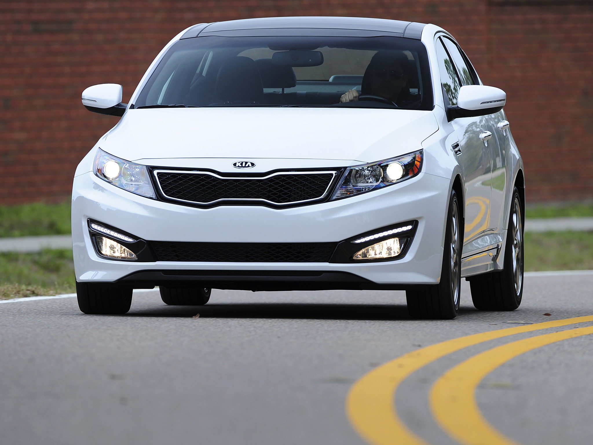 Kia Optima / Magentis photo 61