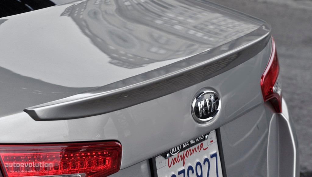 Kia Optima / Magentis photo 19