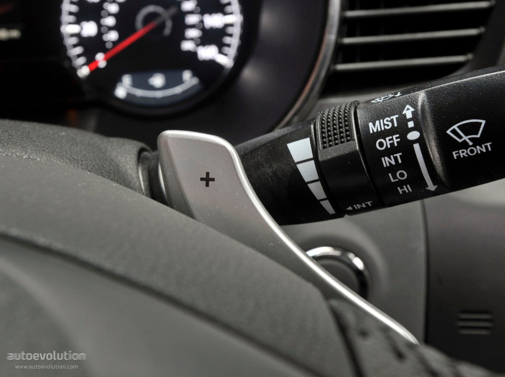 Kia Optima / Magentis photo 80