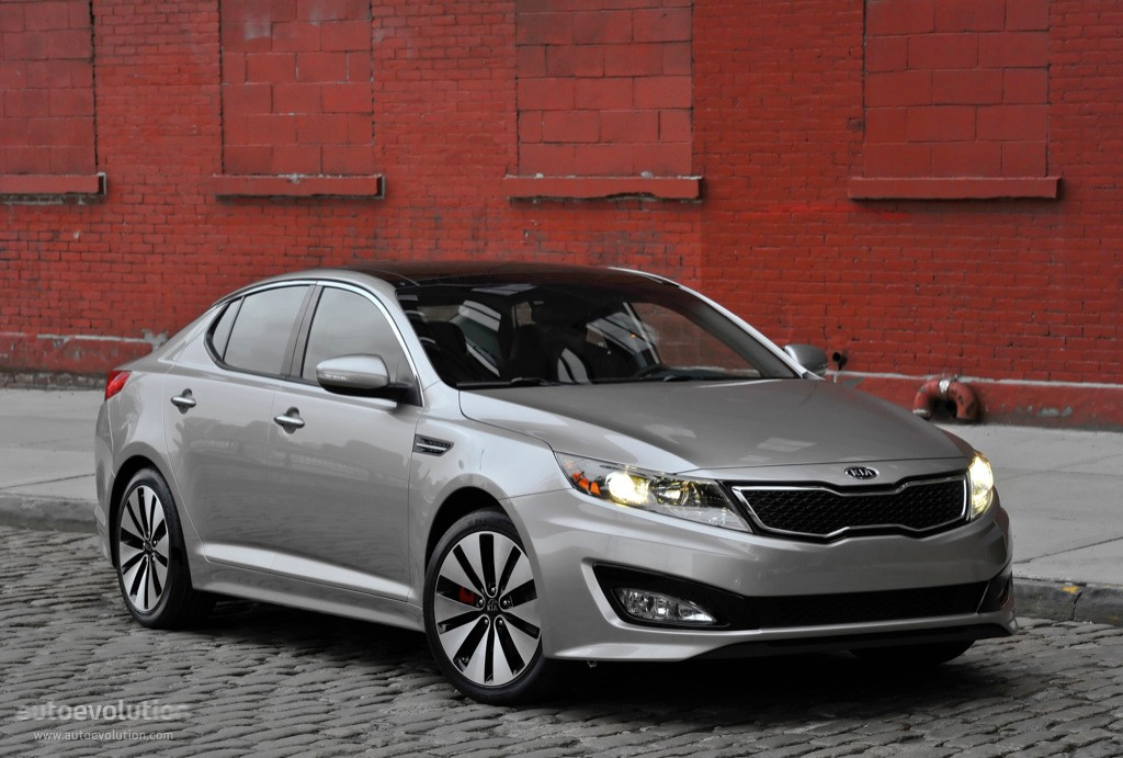 Kia Optima / Magentis photo 4