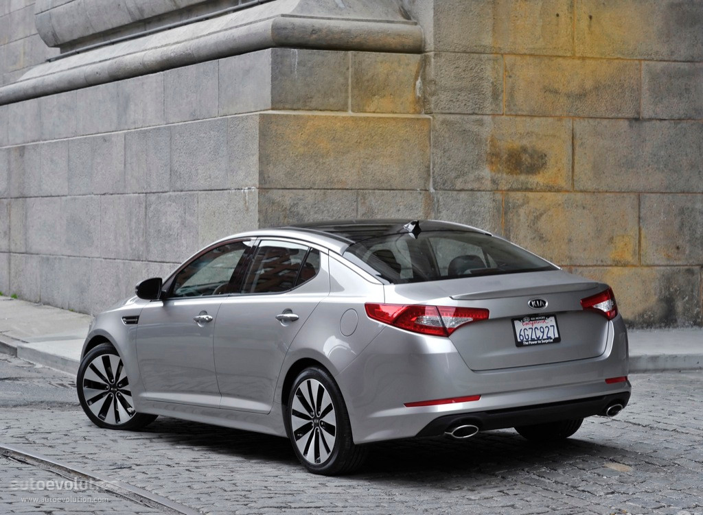 Kia Optima / Magentis photo 6