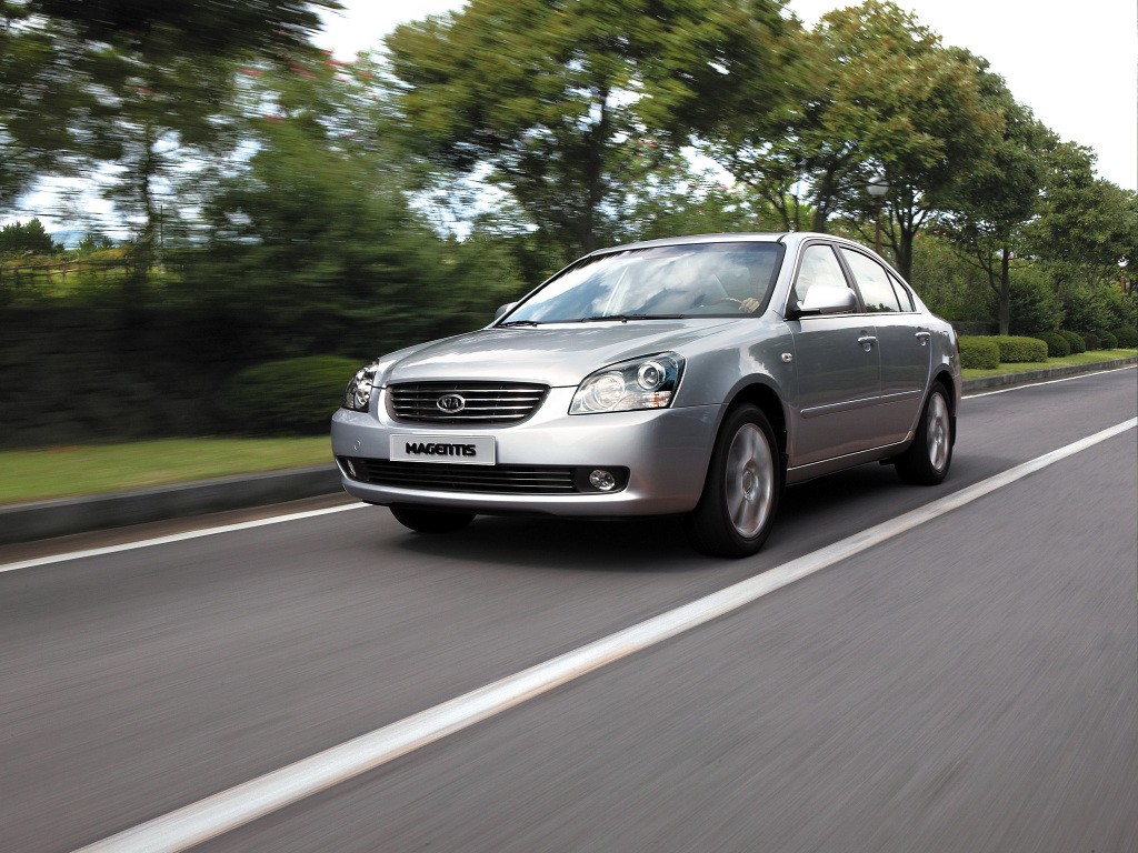 Kia Optima / Magentis photo 10