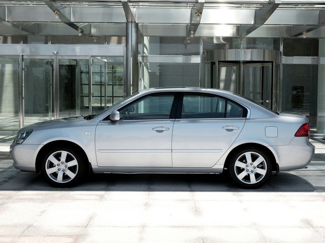 Kia Optima / Magentis photo 14