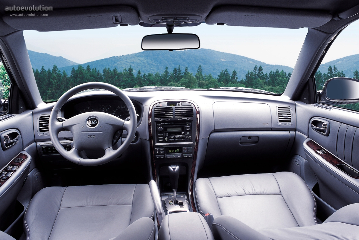 Kia Optima / Magentis photo 18