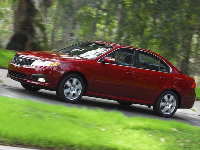 Kia Optima / Magentis photo 25