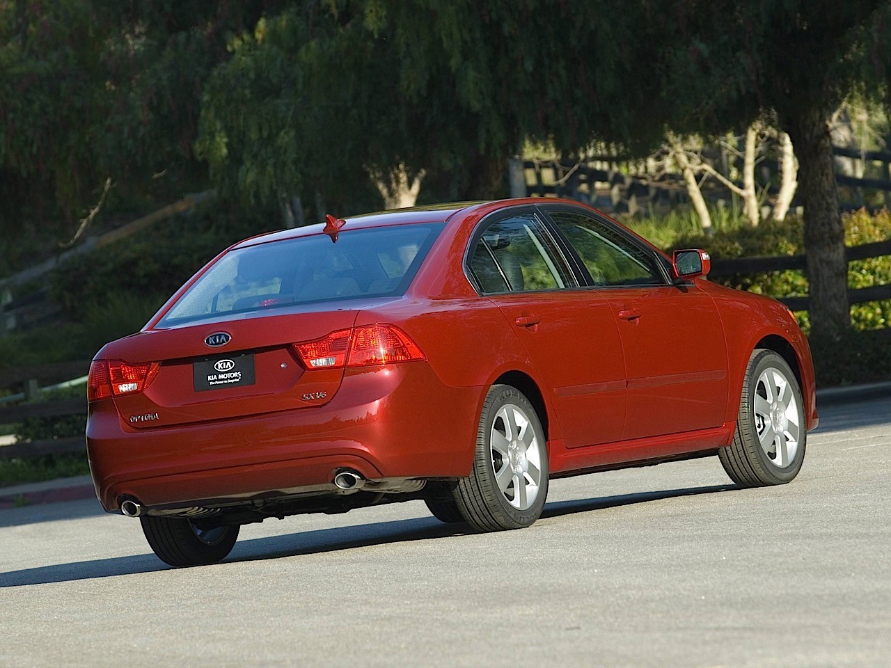 Kia Optima / Magentis photo 29