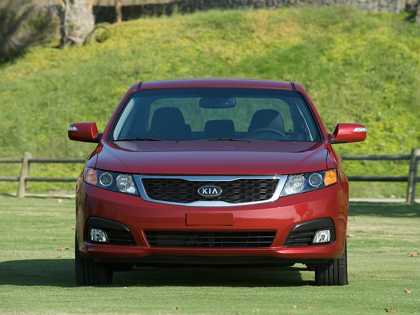 Kia Optima / Magentis photo 30