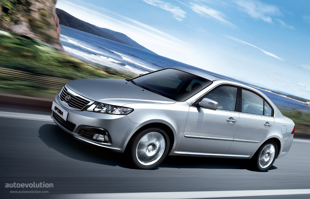 Kia Optima / Magentis photo 11