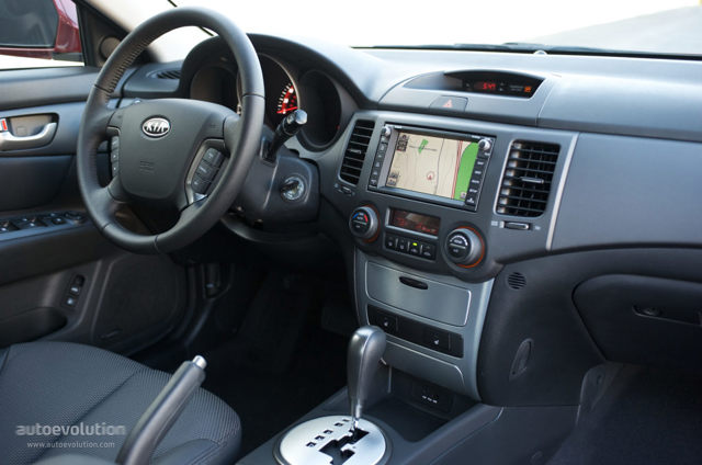 Kia Optima / Magentis photo 31