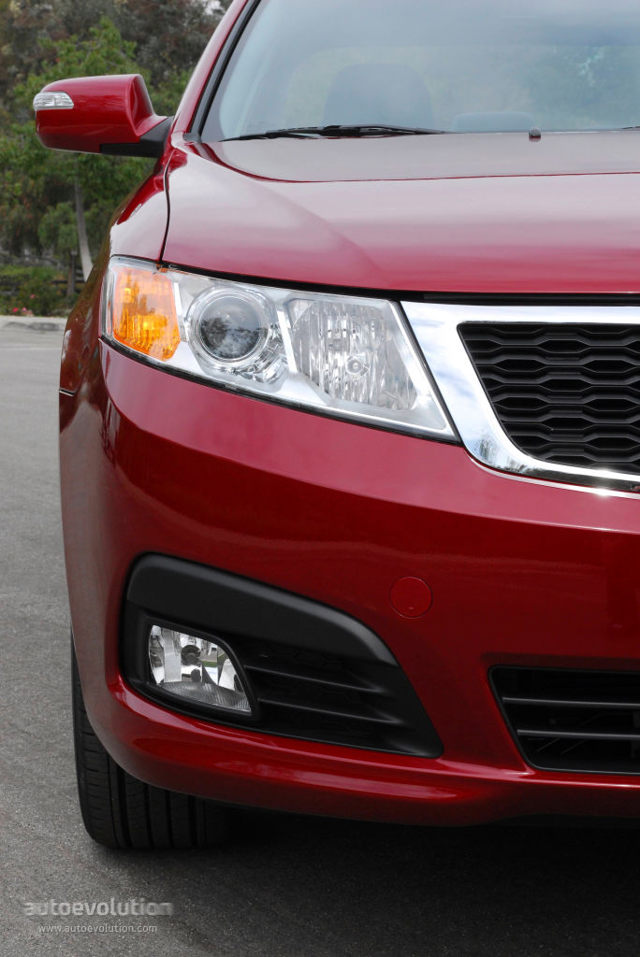 Kia Optima / Magentis photo 4