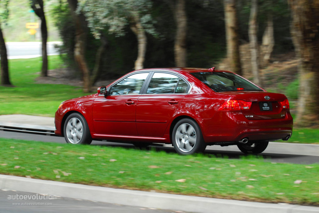 Kia Optima / Magentis photo 5