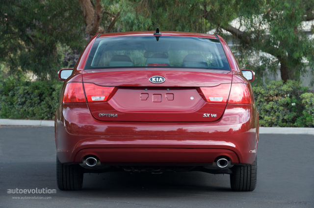 Kia Optima / Magentis photo 9