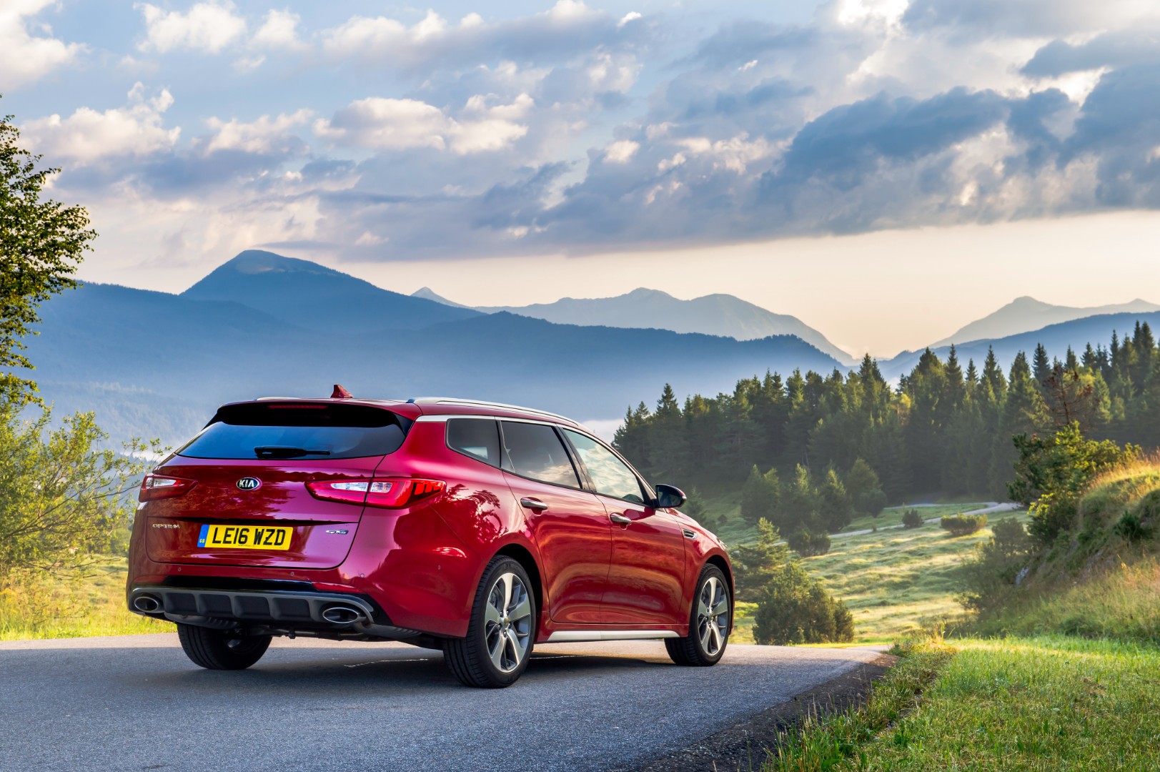 Kia Optima Sportswagon photo 11