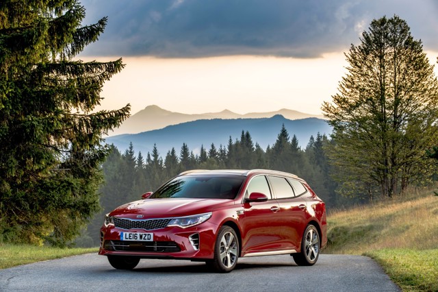 Kia Optima Sportswagon photo 12