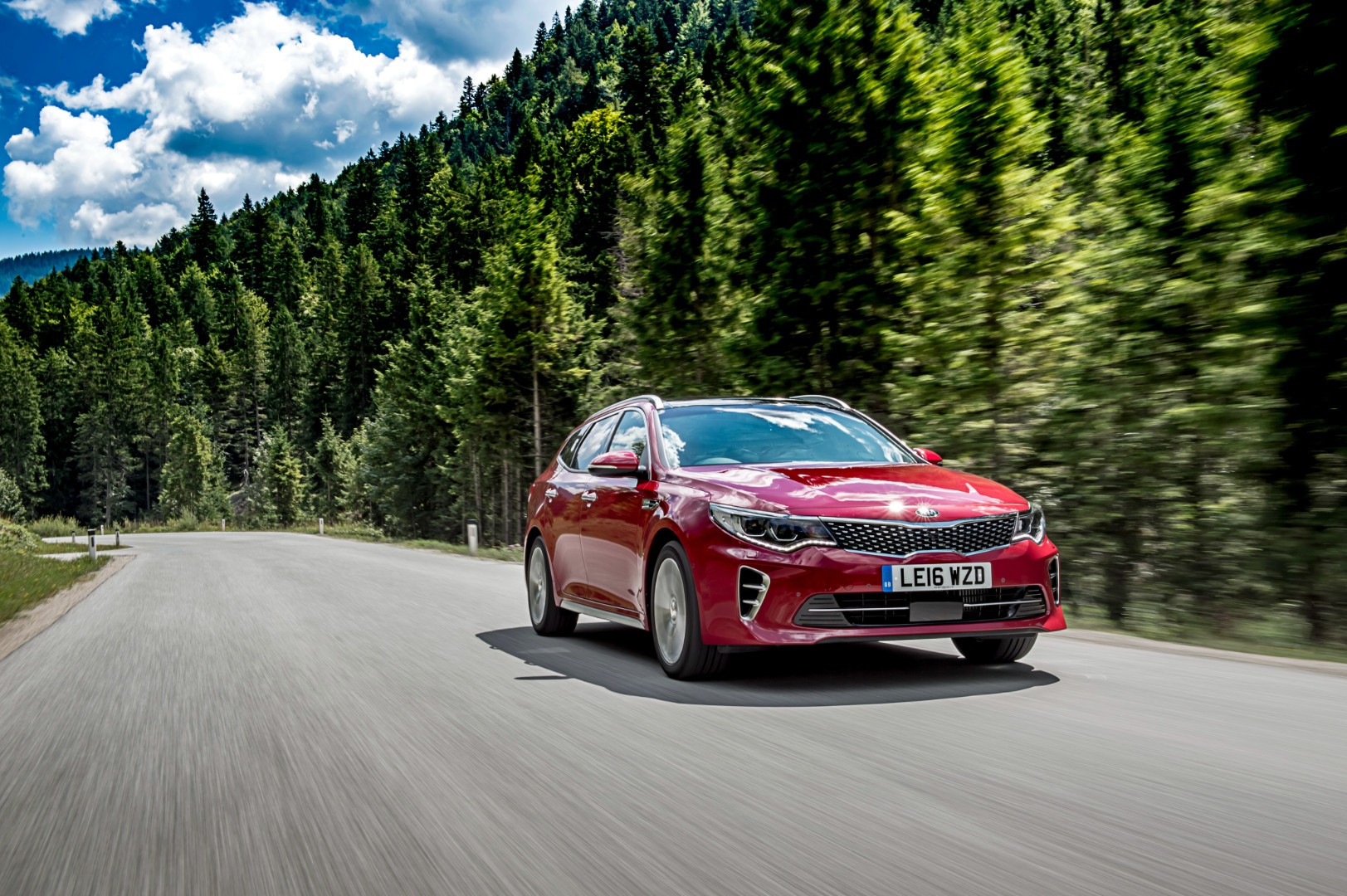 Kia Optima Sportswagon photo 17