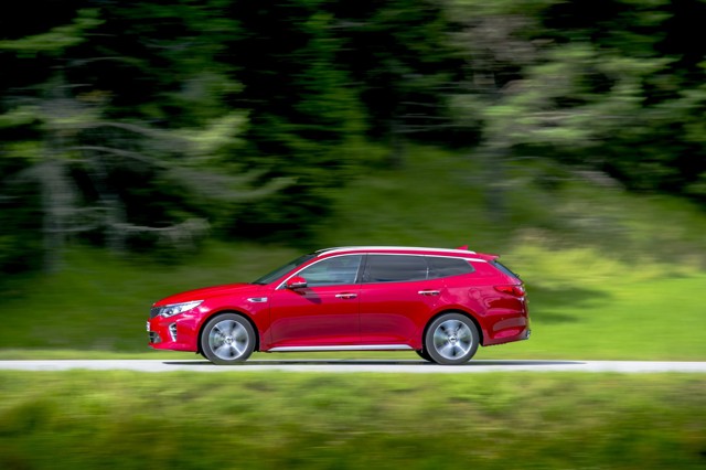 Kia Optima Sportswagon photo 21