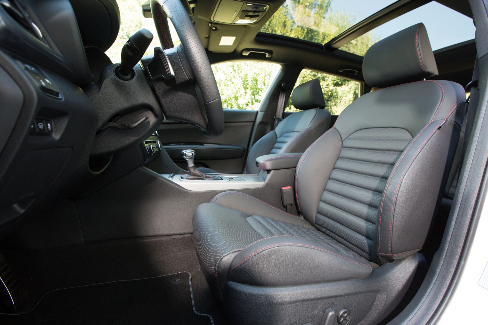 Kia Optima Sportswagon photo 55