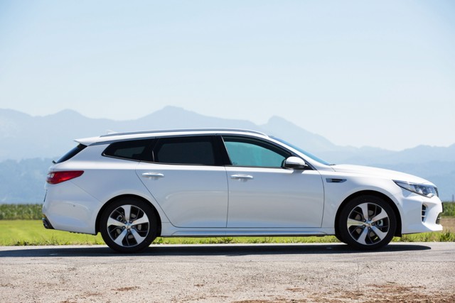 Kia Optima Sportswagon photo 25