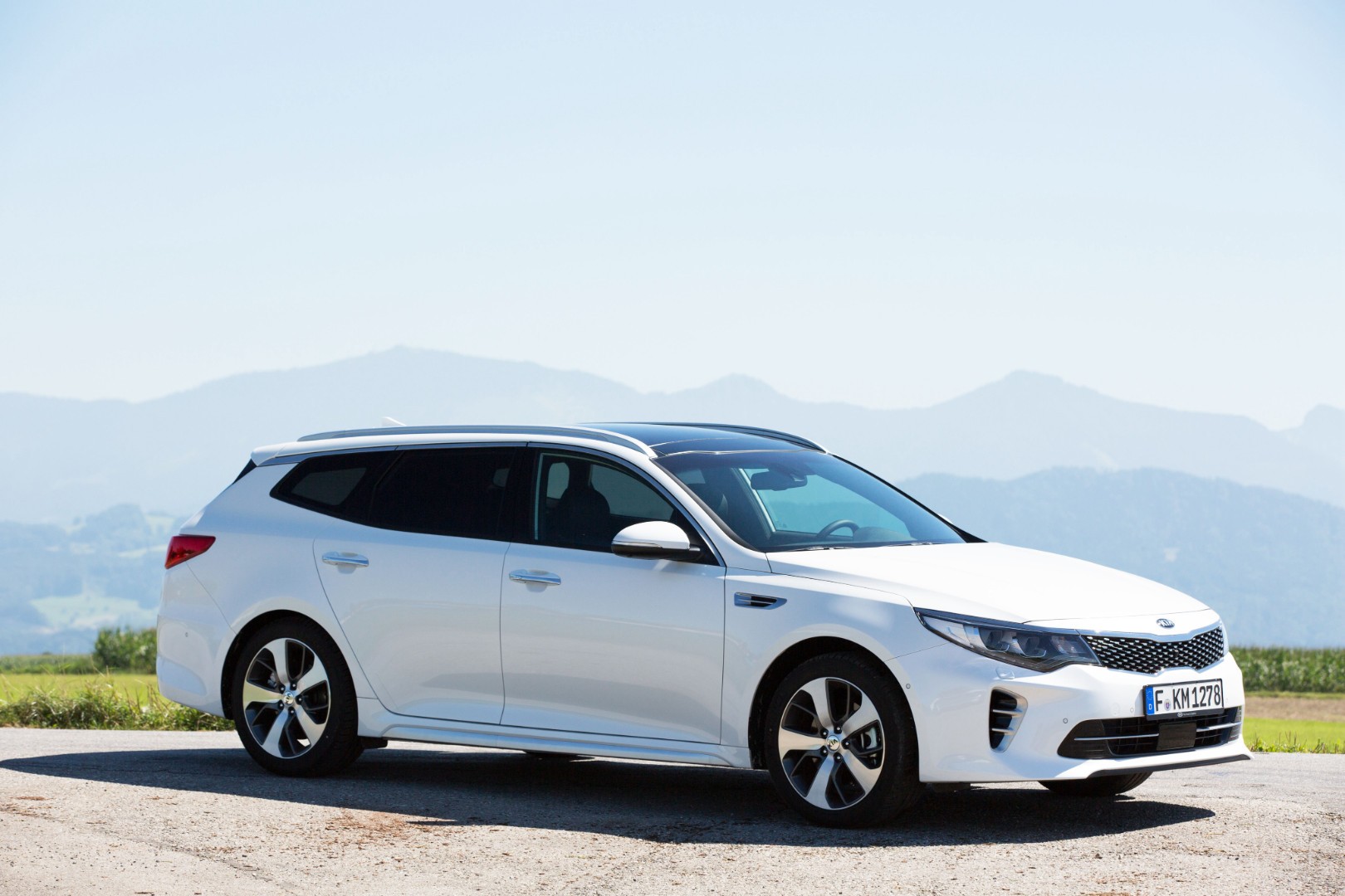 Kia Optima Sportswagon photo 26